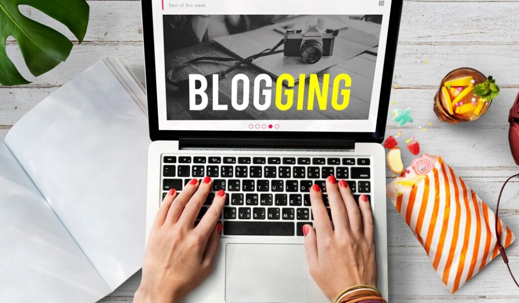 Begin Your Money Making Journey: How to Start a Blog for Free and Make Money – 8 Vital Steps